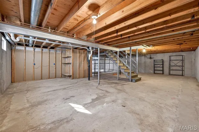 $450,000 | 618 Running Creek Drive, Ballwin, MO 63021