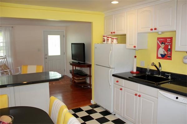 1 Blake Road Braintree, MA 02184 - Photo 12 of 18 Gallery Image 12
