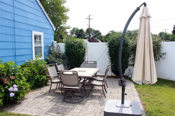 1 Blake Road Braintree, MA 02184 - Photo 3 of 18 Gallery Image 3
