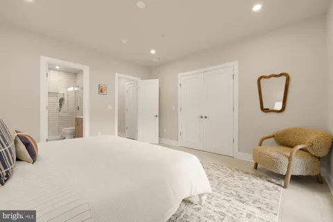 $850,000 | 1128 Morse Street Northeast, Unit 1, Washington, DC 20002