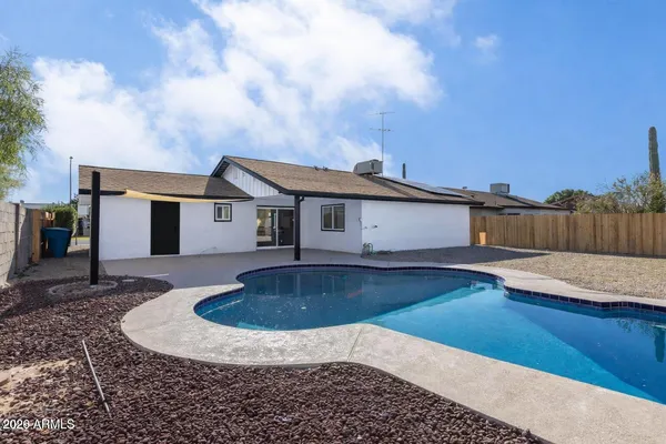 $6,500 | 2936 West Michelle Drive, Phoenix, AZ 85053