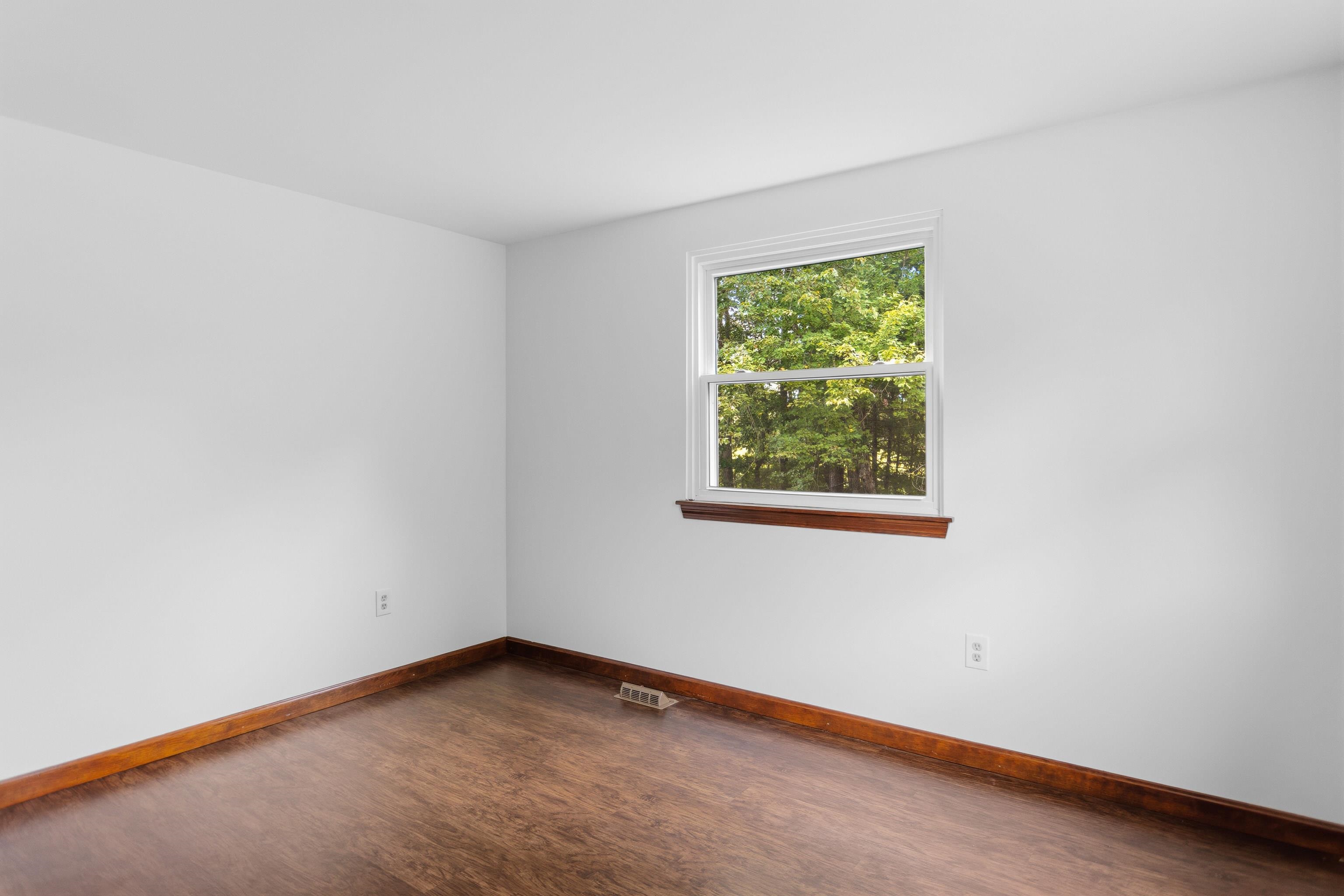 31 Juniper Road, Unit L & R Derry, NH 03038 - Photo 29 of 60 Gallery Image 29