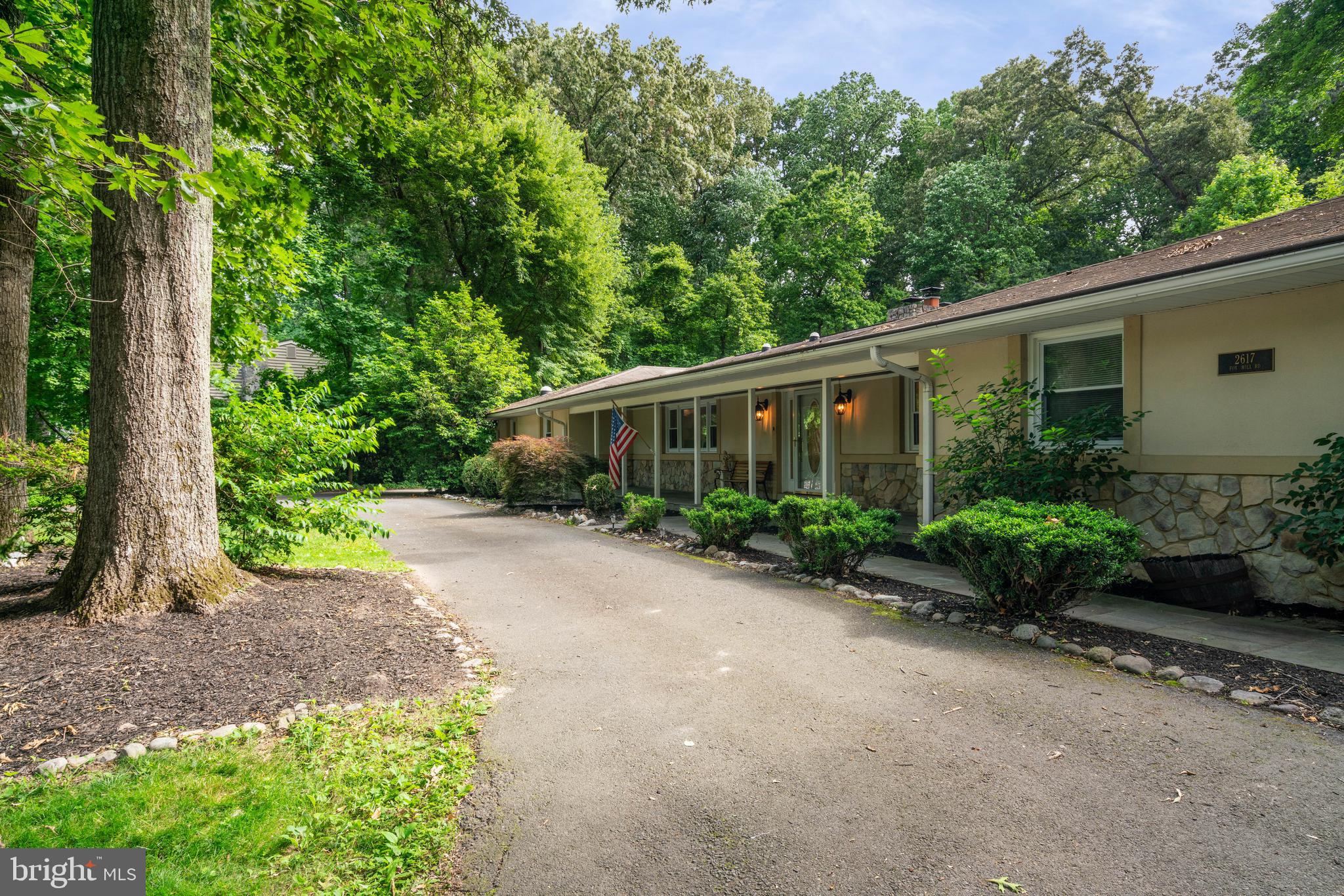 2617 Fox Mill Road Reston, VA 20191 - Photo 6 of 82 Horseshoe shape driveway, plenty of parking!