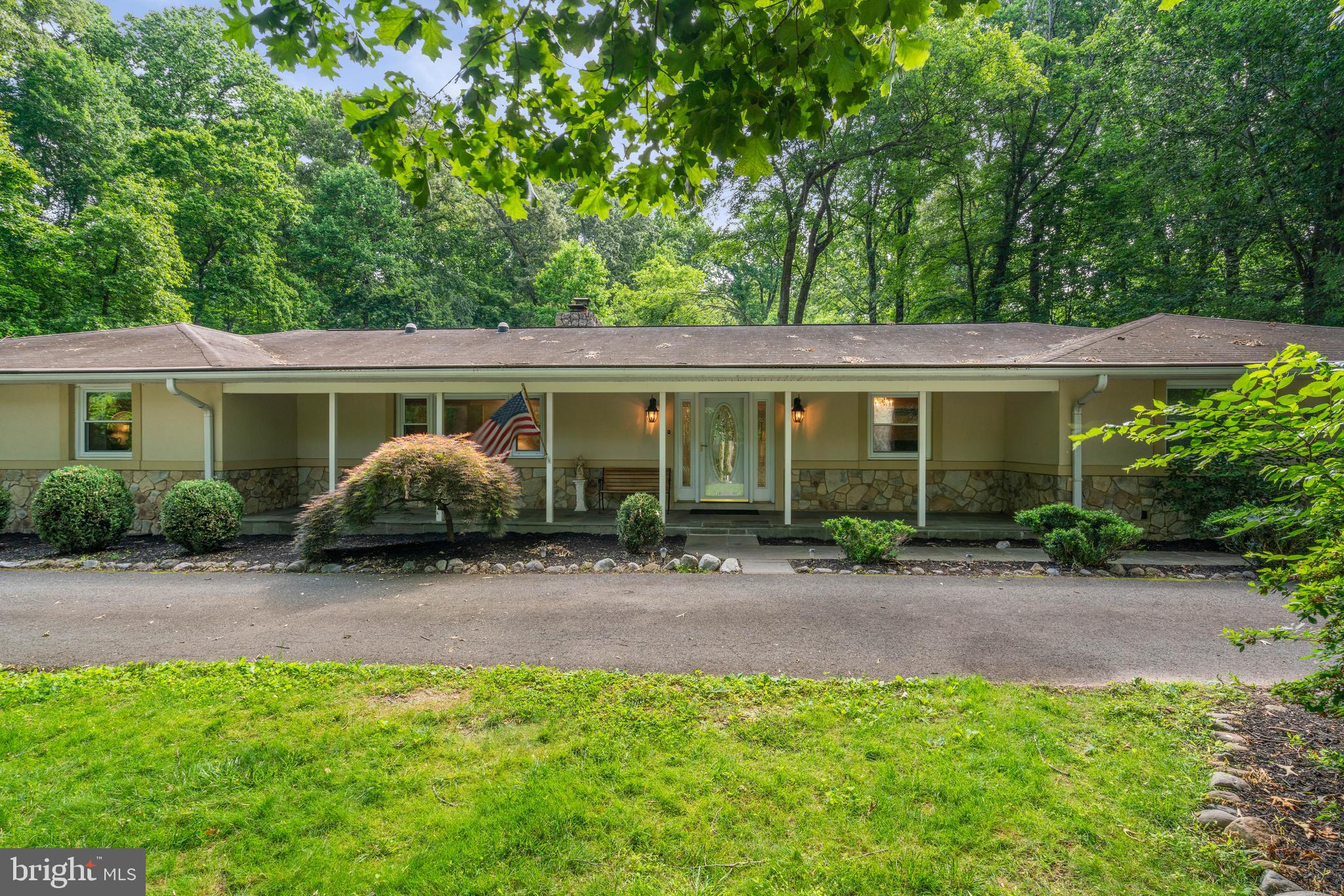 2617 Fox Mill Road Reston, VA 20191 - Photo 7 of 82 Charming front porch