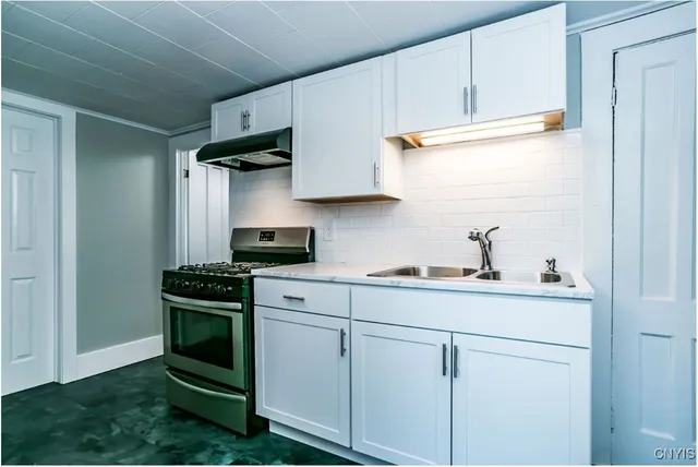 $365,000 | 510 Greenwood Place, Unit 12, Syracuse, NY 13210