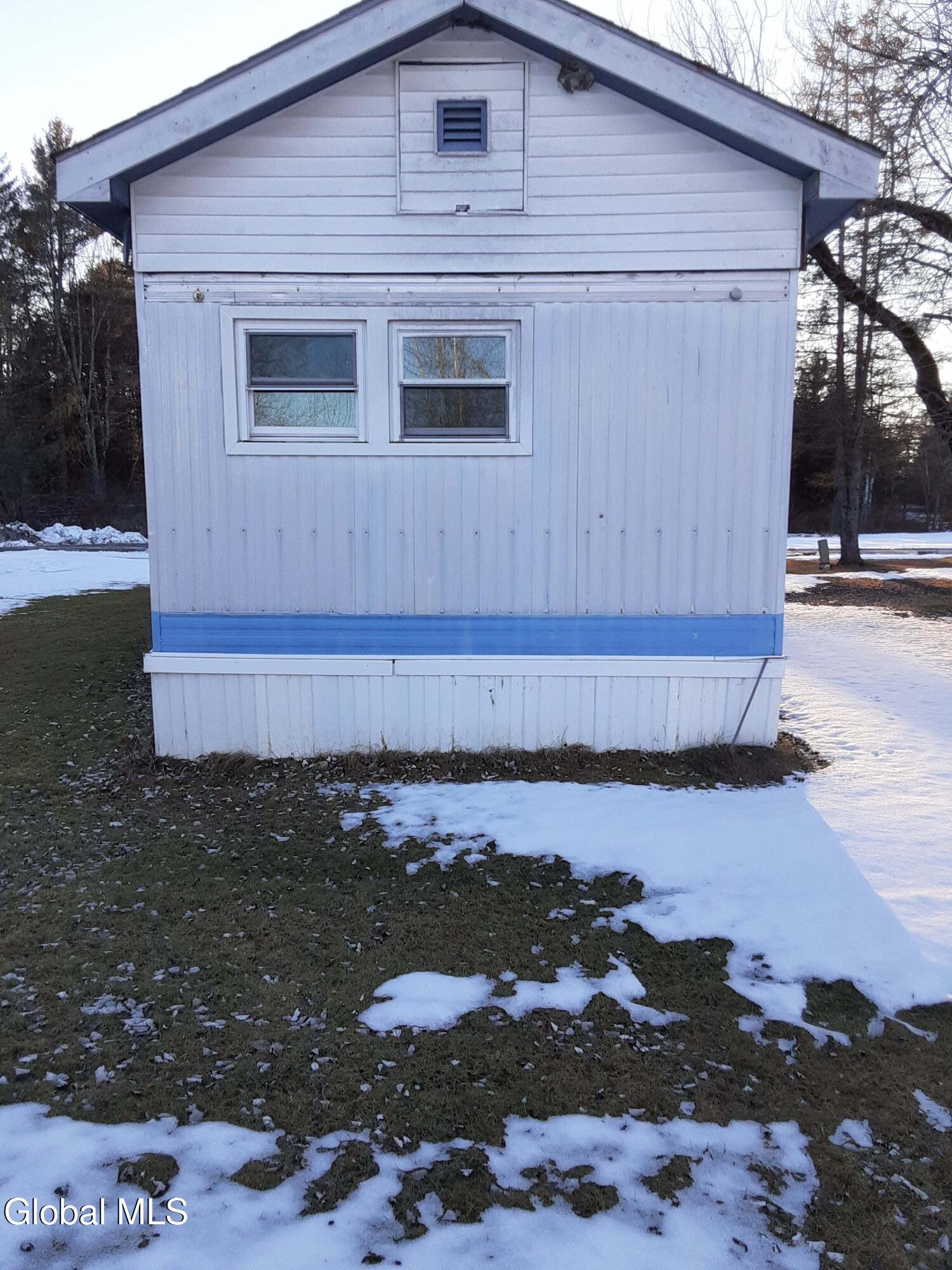 200-196.5 Stevers Mills Road Broadalbin, NY 12025 - Photo 11 of 51 c7a5dd2a-5345-4dab-95c2-a8c3e118fb95