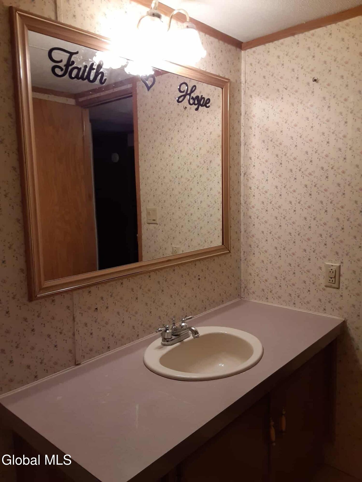 200-196.5 Stevers Mills Road Broadalbin, NY 12025 - Photo 28 of 51 f1313973-5ec5-4e47-b778-cdb6b41f6024