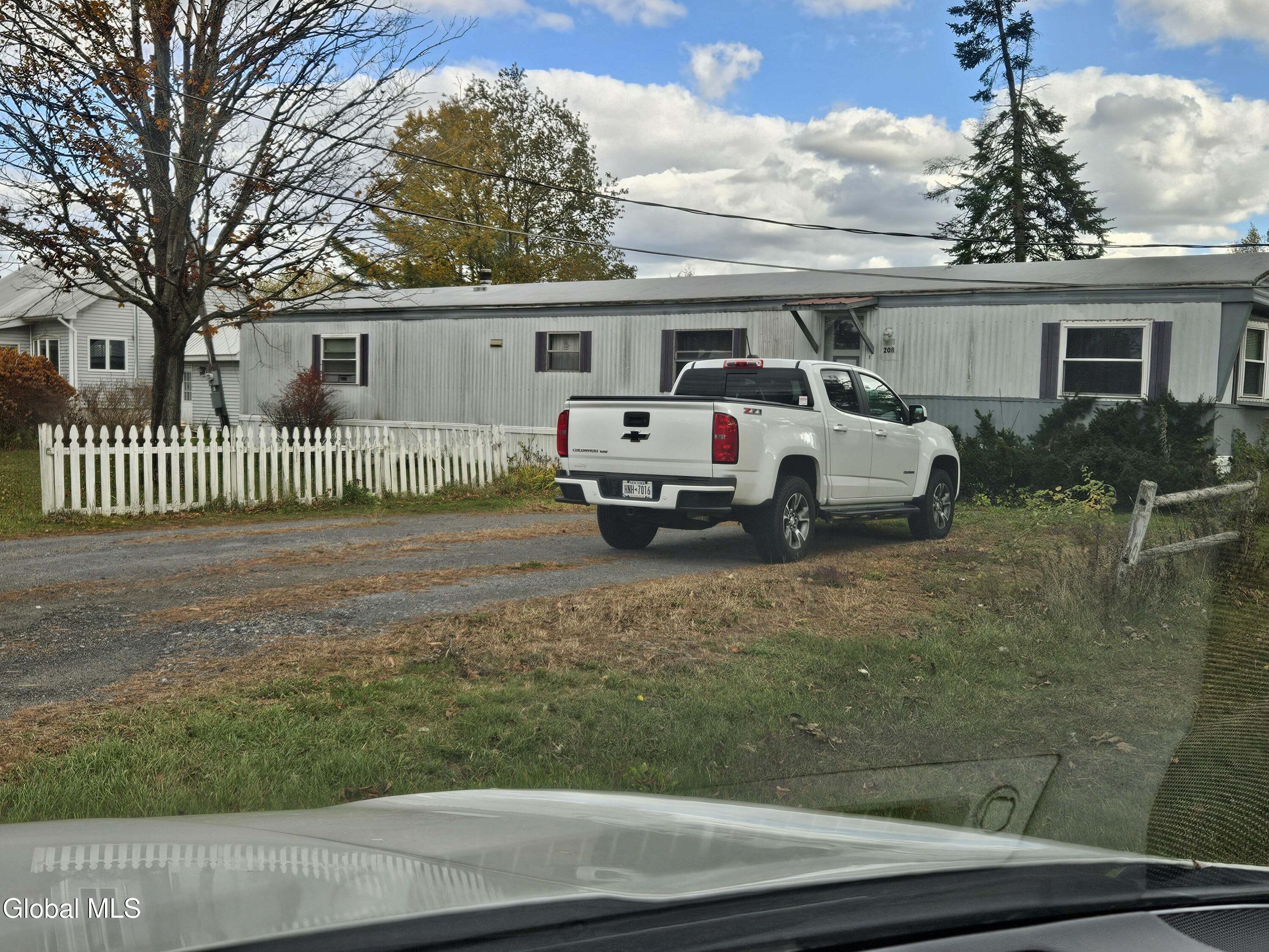 200-196.5 Stevers Mills Road Broadalbin, NY 12025 - Photo 3 of 51 a1771e6a-02c3-4435-a086-8ef6a0a68925