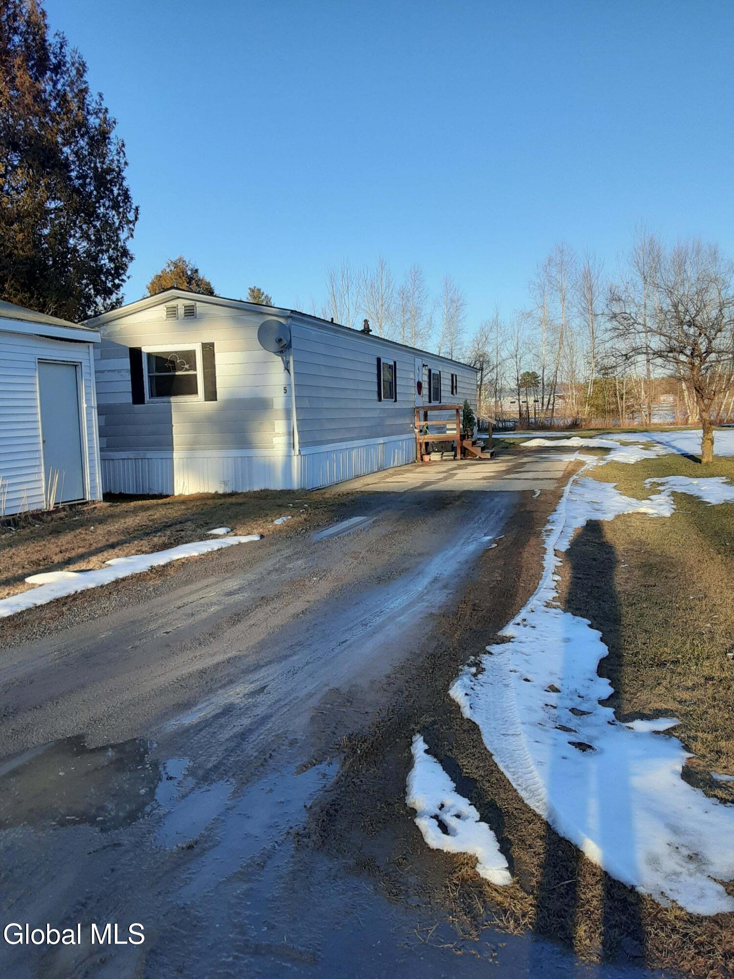 200-196.5 Stevers Mills Road Broadalbin, NY 12025 - Photo 7 of 51 ae711155-4081-4b4b-abf2-d7a160bd4f68