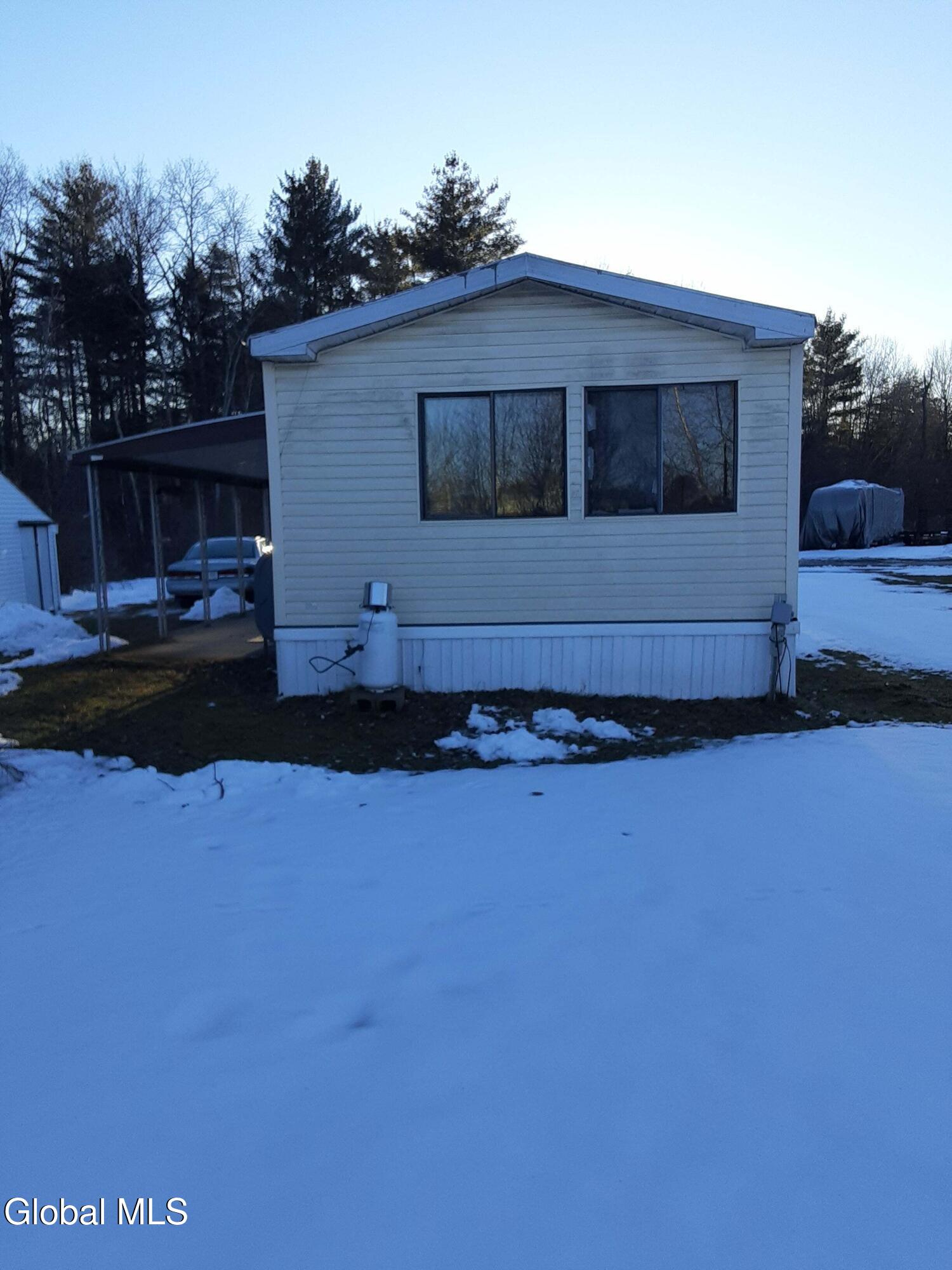 200-196.5 Stevers Mills Road Broadalbin, NY 12025 - Photo 9 of 51 53e6944b-4818-4454-a327-e1131150ef95