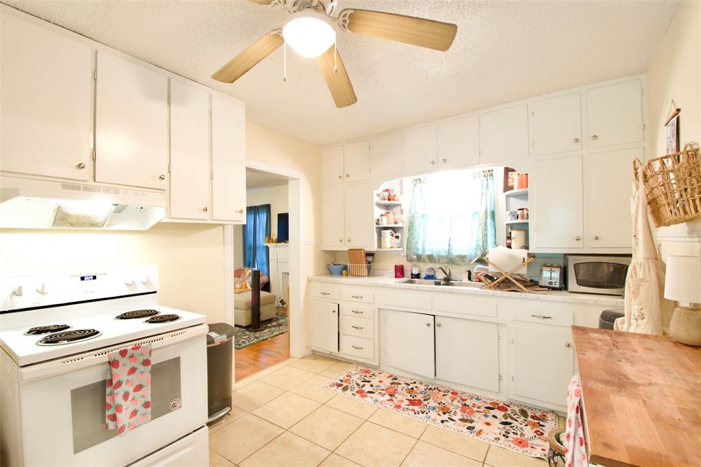 2224 Live Oak Avenue Waco, TX 76708 - Photo 8 of 19