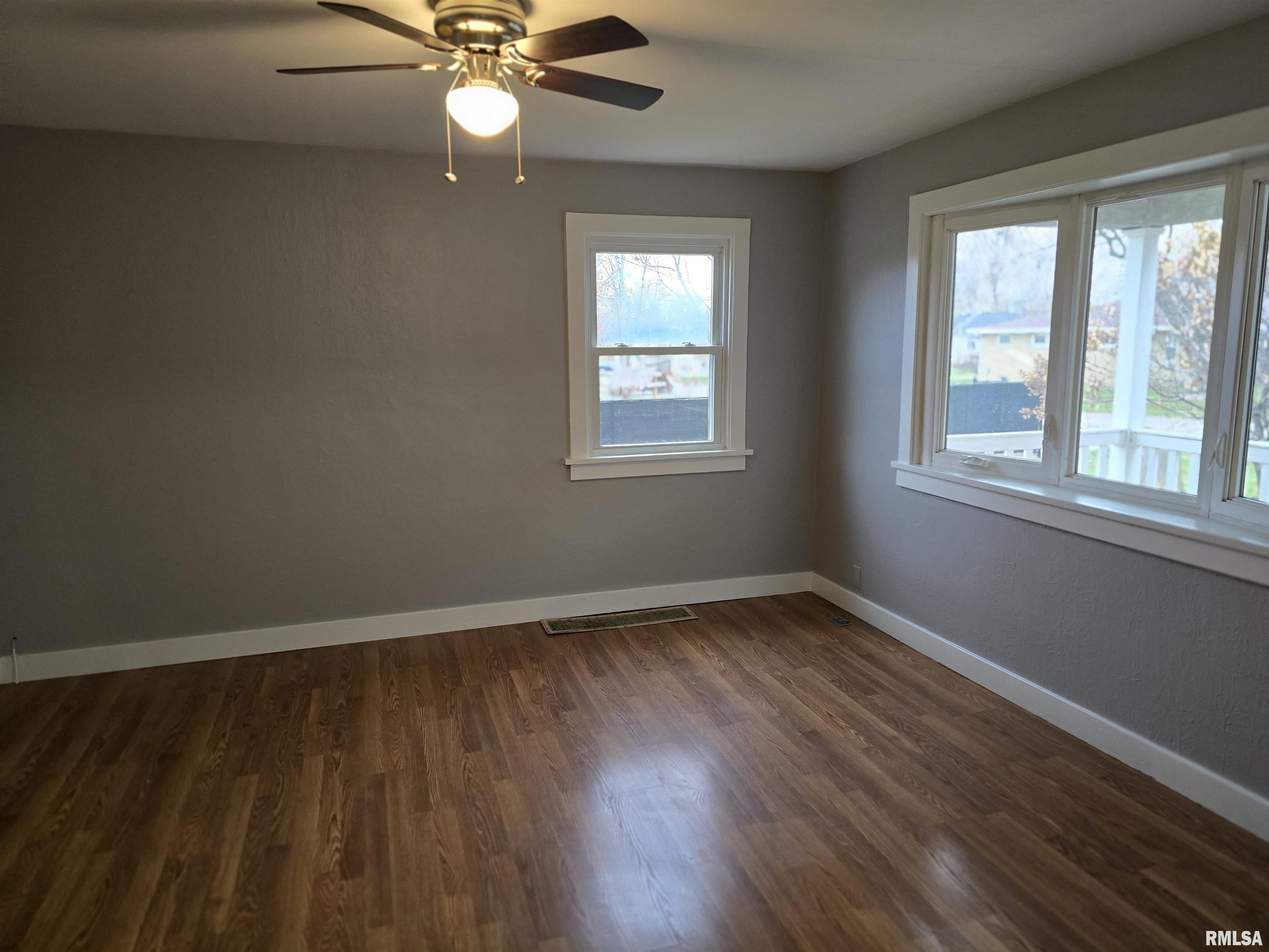 314 North Morgan Street Metamora, IL 61548 - Photo 13 of 25
