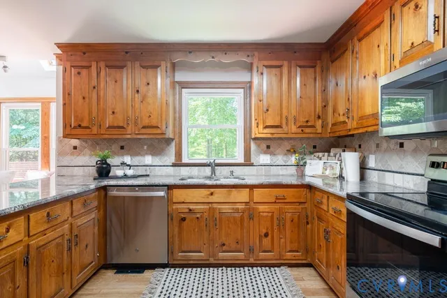 $599,950 | 12601 West Patrick Henry Road, Ashland, VA 23005