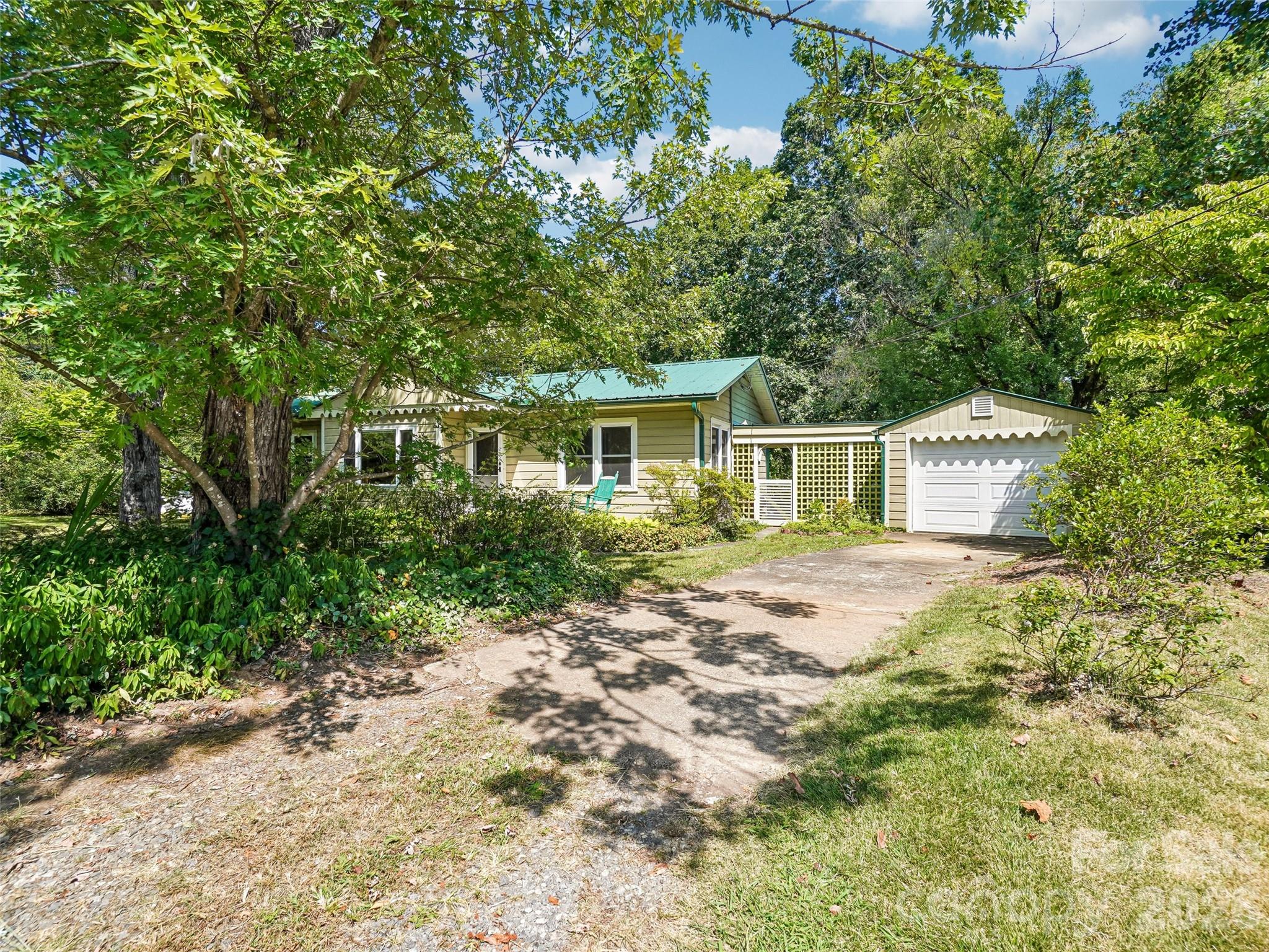75 Cisco Road Asheville, NC 28805 - Photo 45 of 46 Gallery Image 45