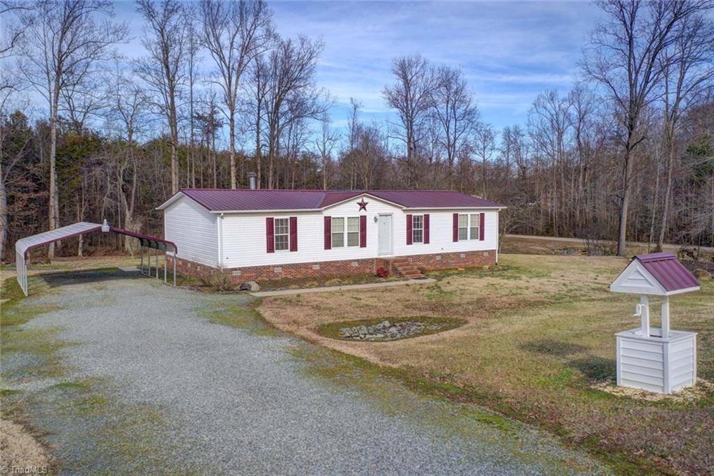 3051 Altamahaw Union Ridge Road Burlington, NC 27217 - Photo 1 of 29 Gallery Image 1