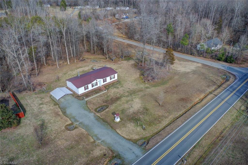 3051 Altamahaw Union Ridge Road Burlington, NC 27217 - Photo 2 of 29 Gallery Image 2