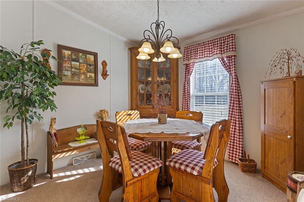 3051 Altamahaw Union Ridge Road Burlington, NC 27217 - Photo 13 of 29 Gallery Image 13