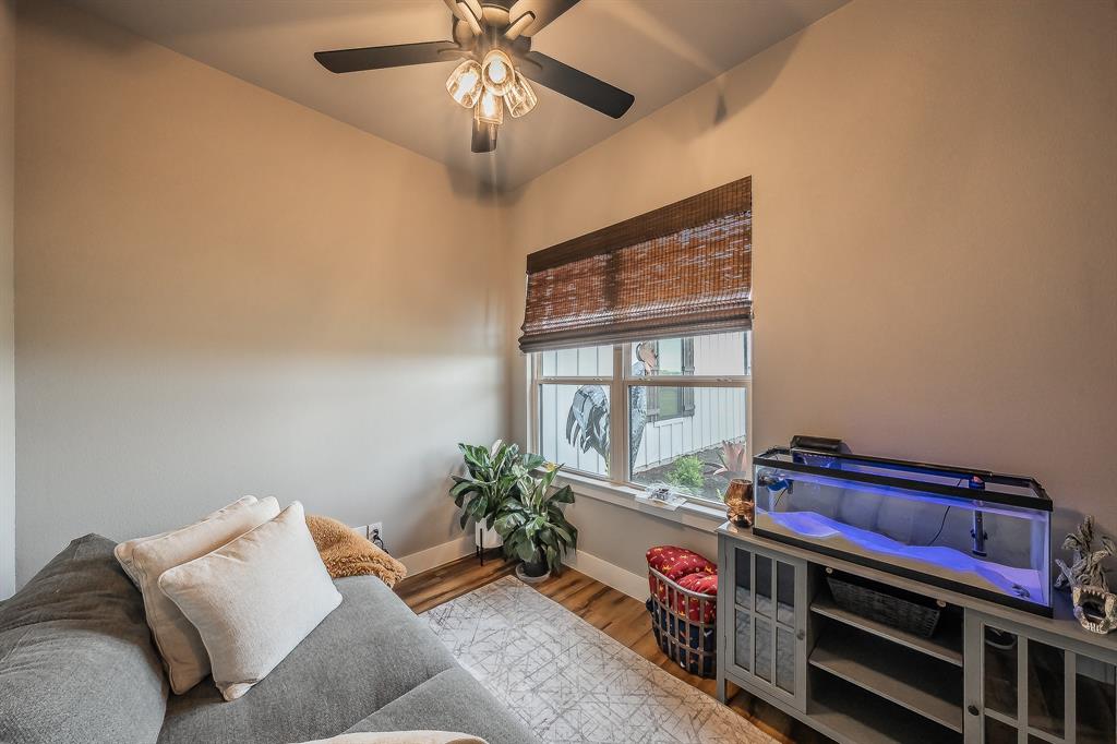 2004 Feather Lane Weatherford, TX 76088 - Photo 23 of 40 a living room with furniture