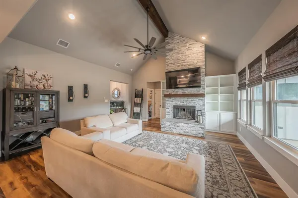 $570,000 | 2004 Feather Lane, Weatherford, TX 76088