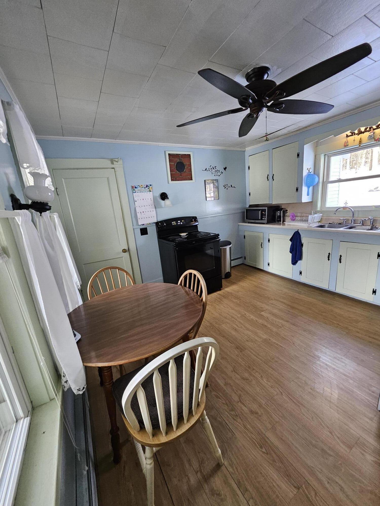 28 Sebago Road Hiram, ME 04041 - Photo 17 of 20 Eat-in Kitchen