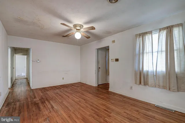 $195,000 | 321 Bassett Avenue, New Castle, DE 19720