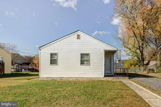 $195,000 | 321 Bassett Avenue, New Castle, DE 19720