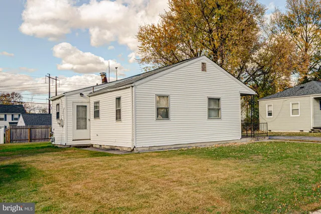 $195,000 | 321 Bassett Avenue, New Castle, DE 19720