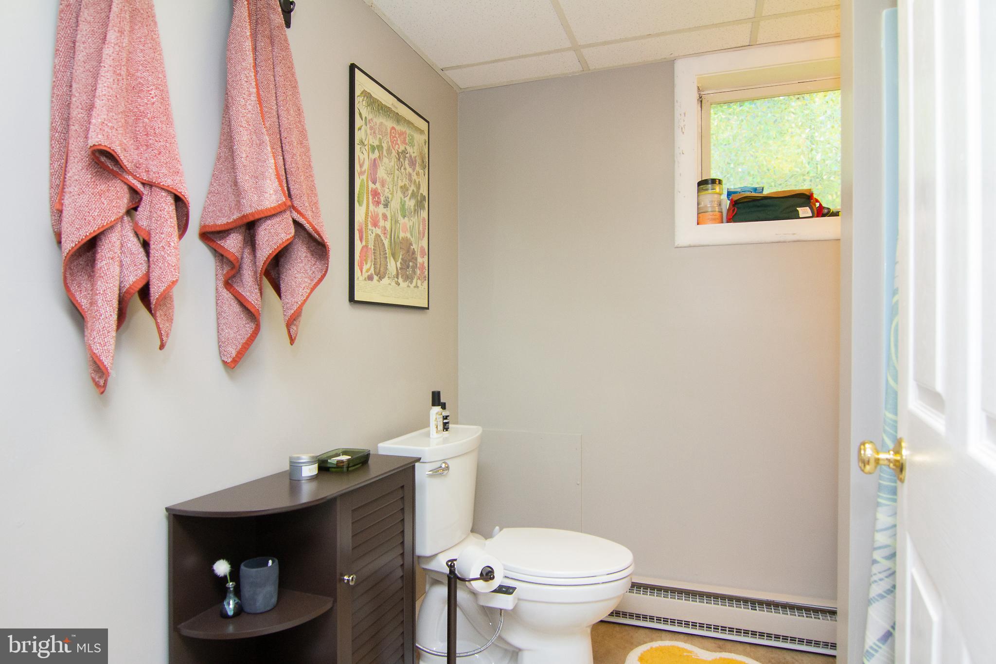 4286 Louisville Road Finksburg, MD 21048 - Photo 32 of 43 Full bath in basement!