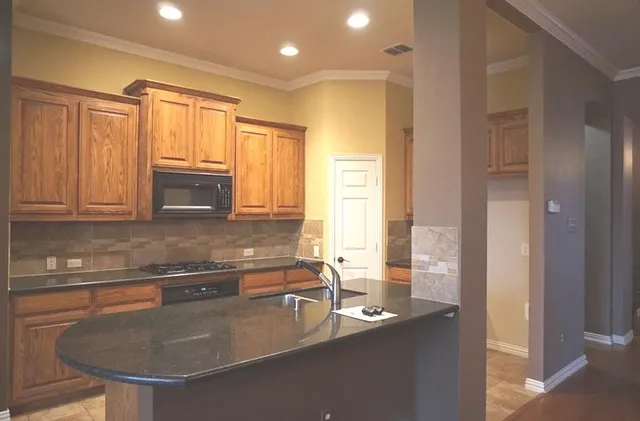 $2,800 | 935 Panther Lane, Allen, TX 75013