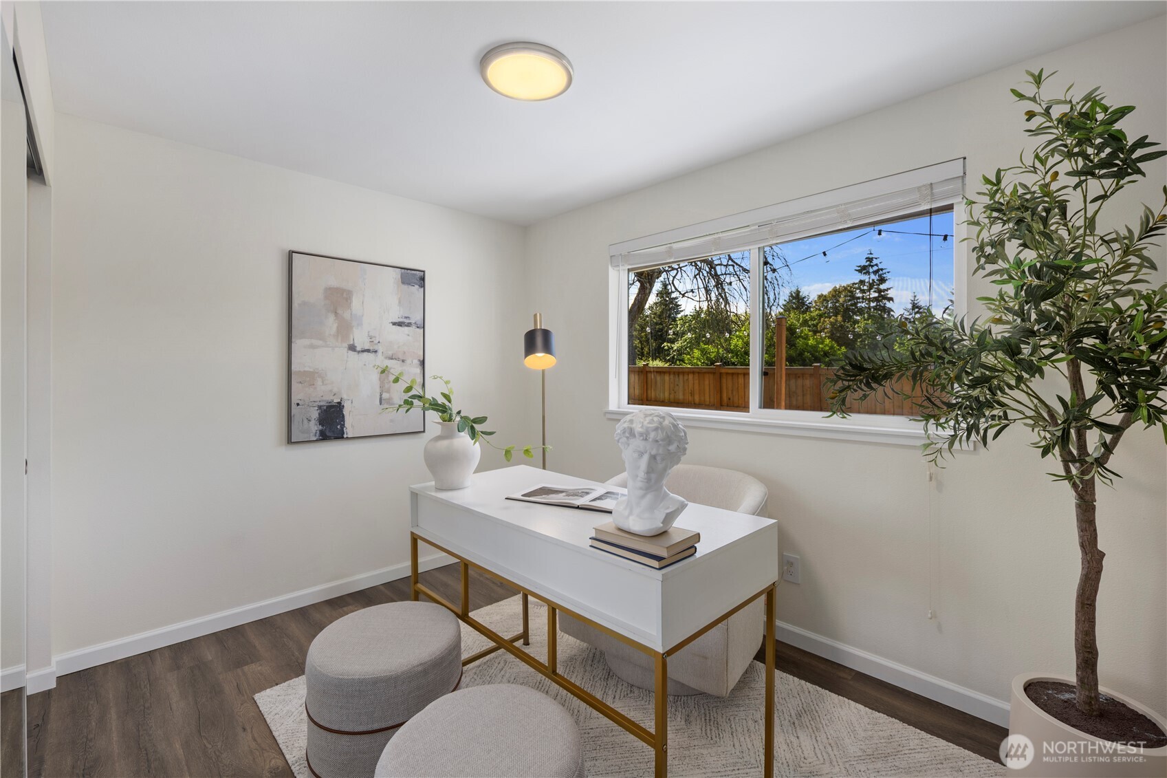 2147 Northeast 12th Street Renton, WA 98056 - Photo 18 of 30