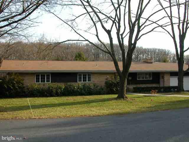 4859 Hawthorn Road Harrisburg, PA 17111 - Photo 1 of 9 Gallery Image 1