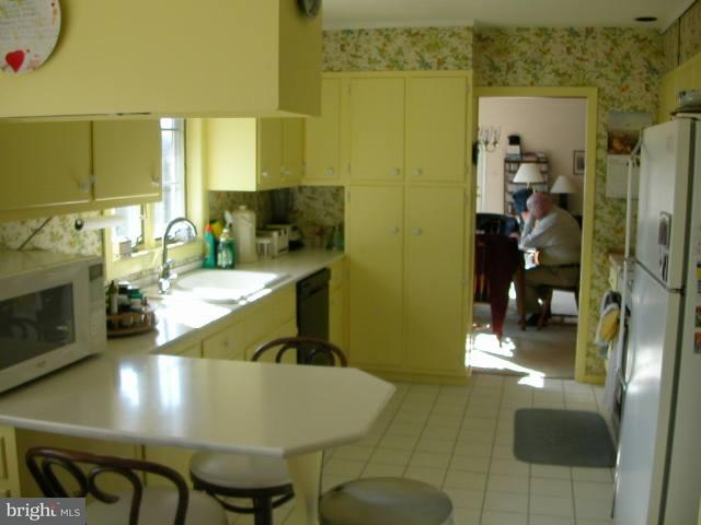 4859 Hawthorn Road Harrisburg, PA 17111 - Photo 6 of 9 Gallery Image 6