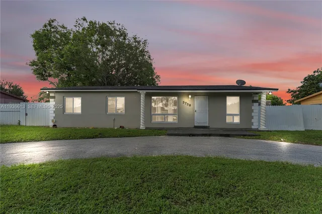 $539,000 | 3738 Northwest 207th Drive, Miami Gardens, FL 33055