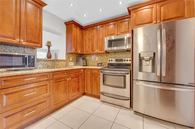 $538,000 | 3738 Northwest 207th Drive, Miami Gardens, FL 33055