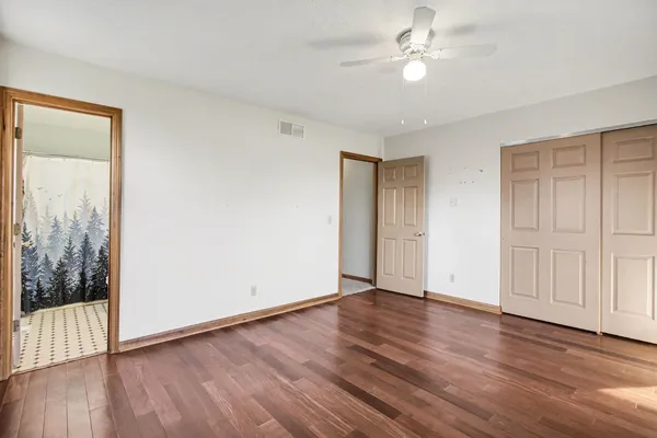 $350,000 | 21121 Alpine Drive, Lawrenceburg, IN 47025