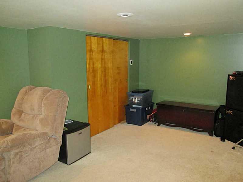 125 West Sunbury Road Butler, PA 16001 - Photo 16 of 24 Bedroom.