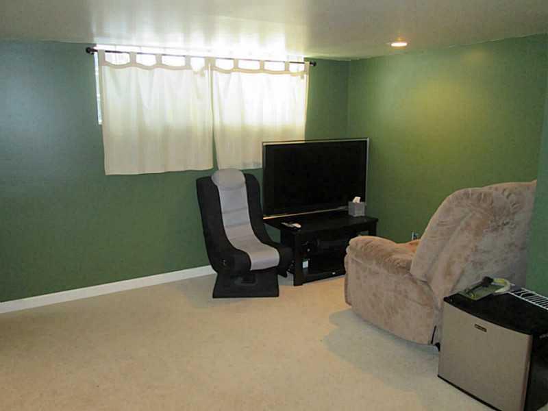 125 West Sunbury Road Butler, PA 16001 - Photo 17 of 24 Bedroom.