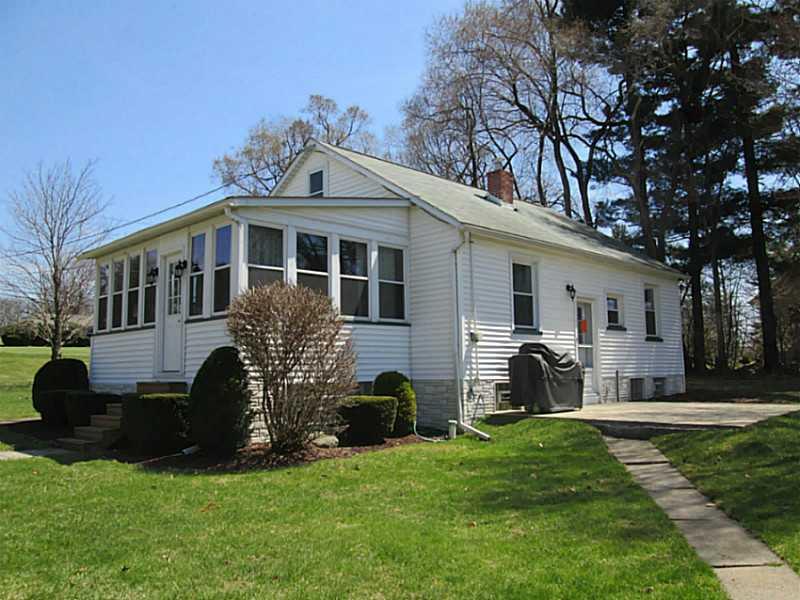 125 West Sunbury Road Butler, PA 16001 - Photo 20 of 24 Exterior Back.