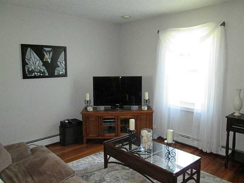 Living Room. 