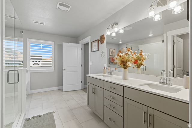 572 South Chamberlain Street Mapleton, UT 84664 - Photo 16 of 56 Primary ensuite