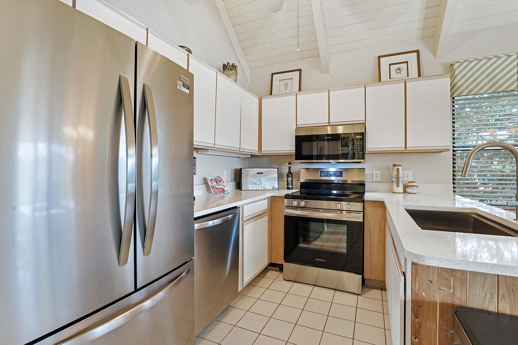 24 Frigate Court Pawleys Island, SC 29585 - Photo 9 of 39