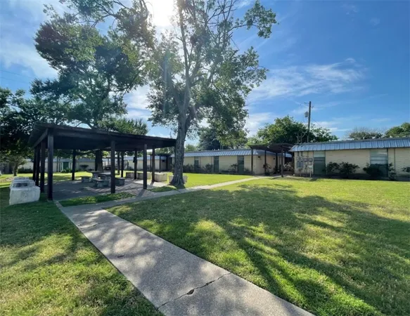 $900,000 | 1710 Echols Street, Bryan, TX 77801