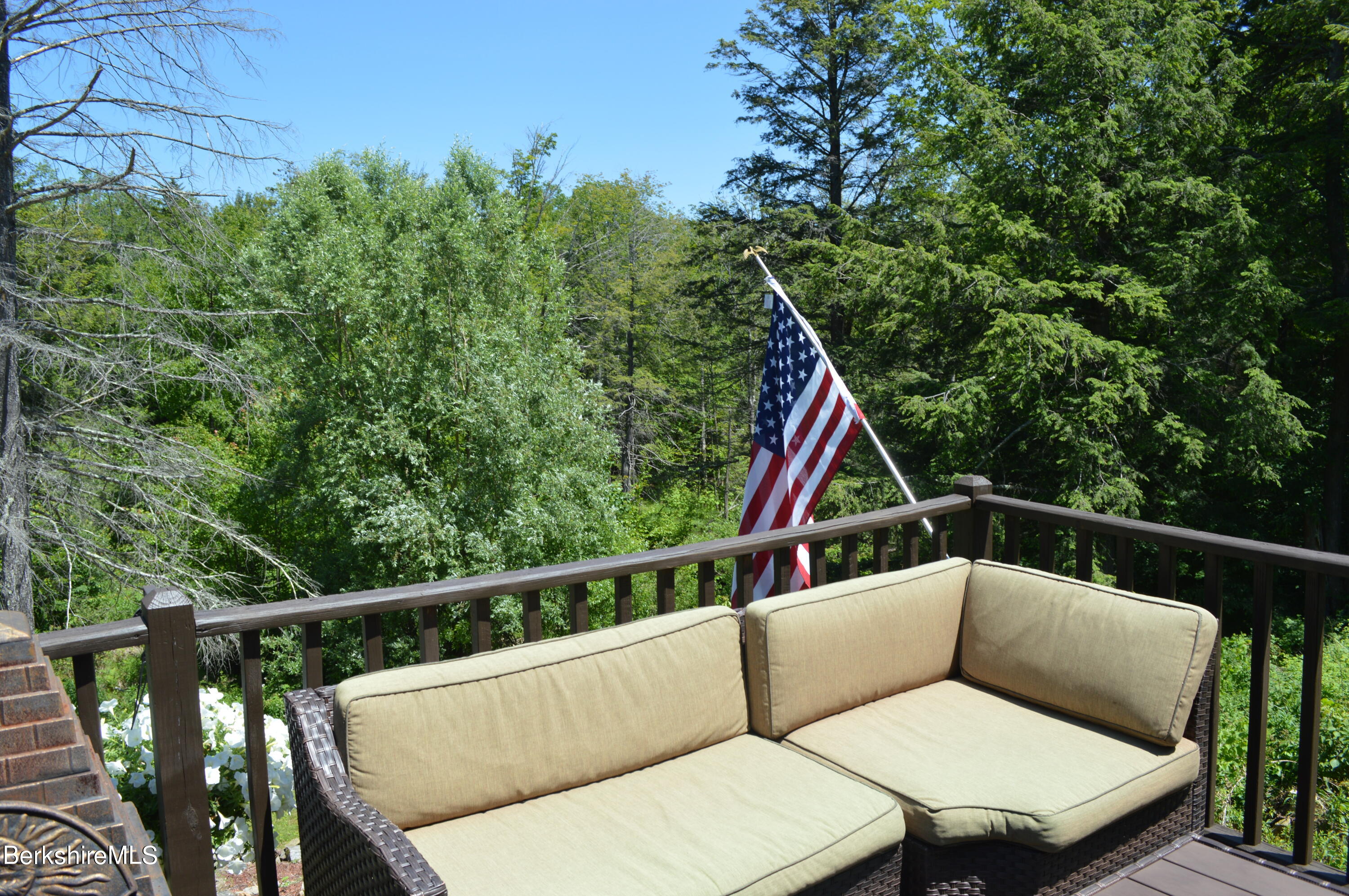 684 Leonhardt Road Becket, MA 01223 - Photo 14 of 56 Views