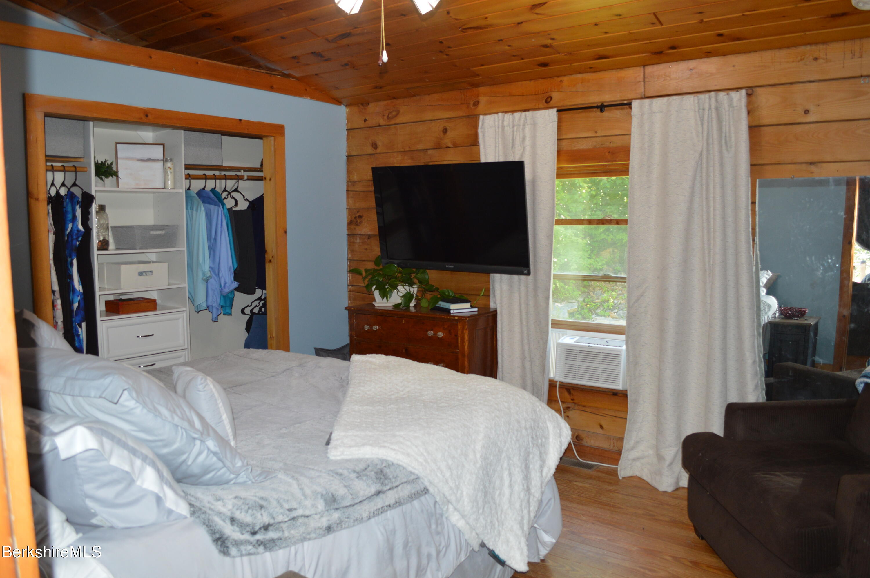 684 Leonhardt Road Becket, MA 01223 - Photo 26 of 56 1st Bedroom