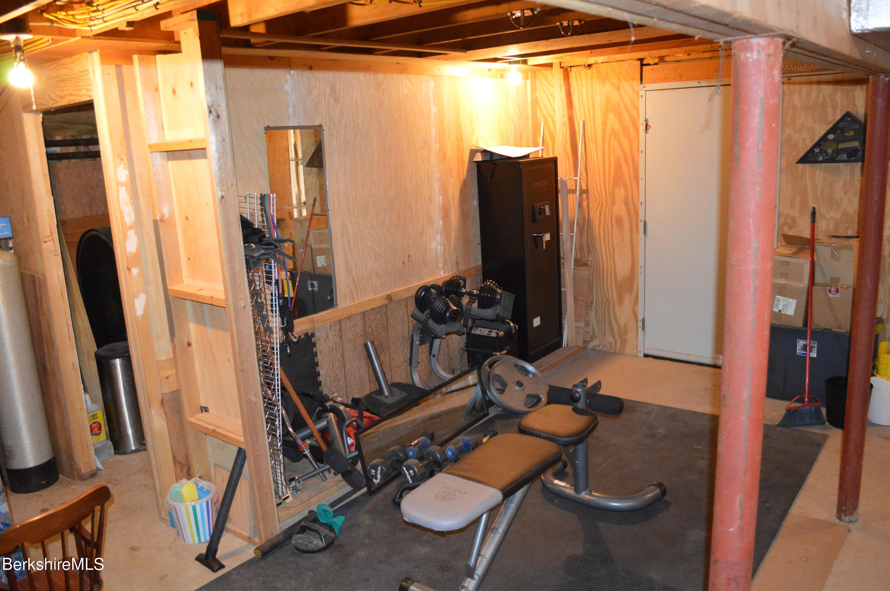 684 Leonhardt Road Becket, MA 01223 - Photo 50 of 56 Work out area