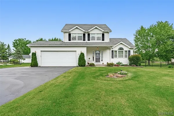 $334,900 | 7047 Lincoln Avenue Extension, Lockport Town, NY 14094