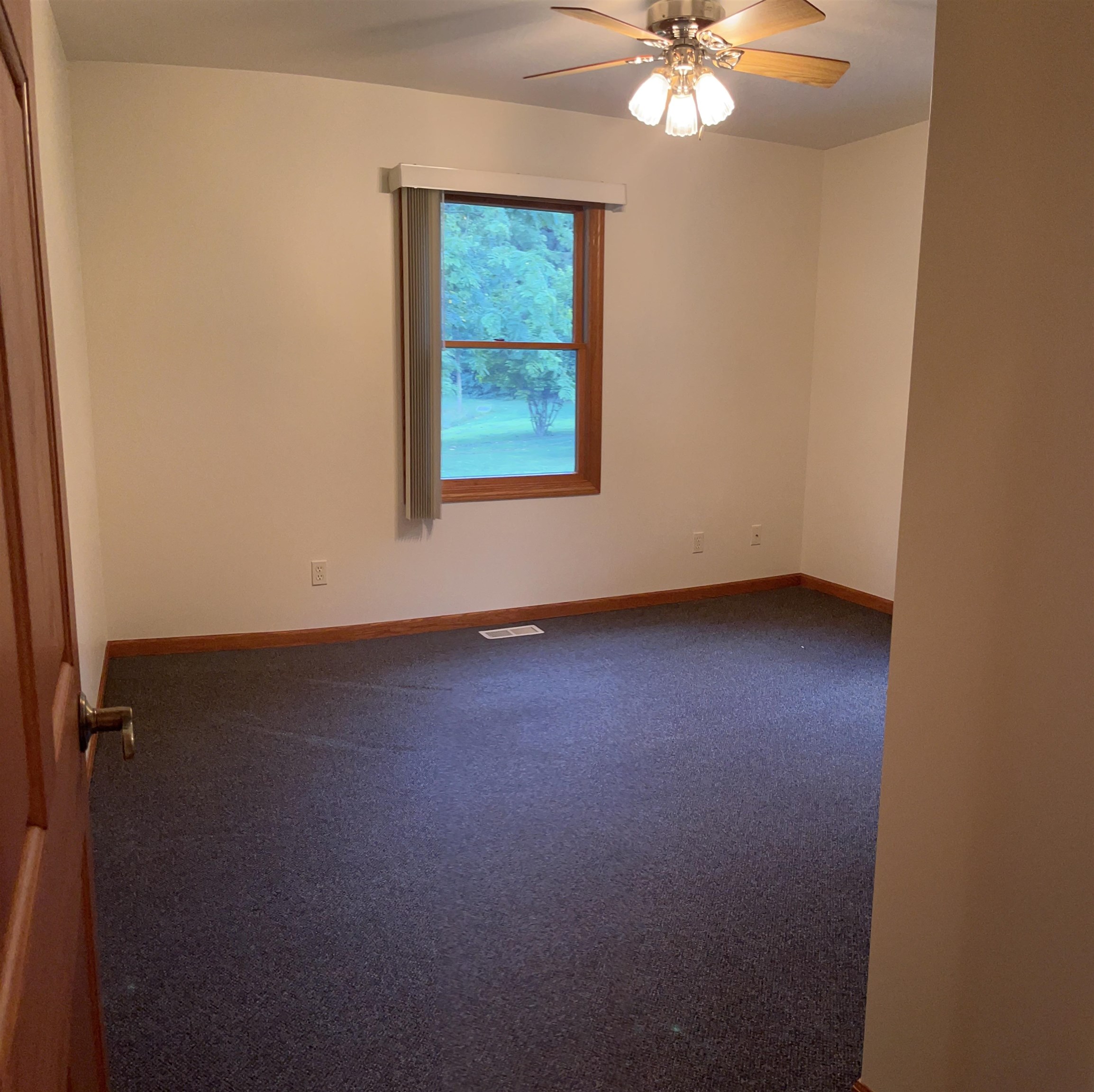 1225 South 8 Mile Road Kawkawlin, MI 48631 - Photo 30 of 57