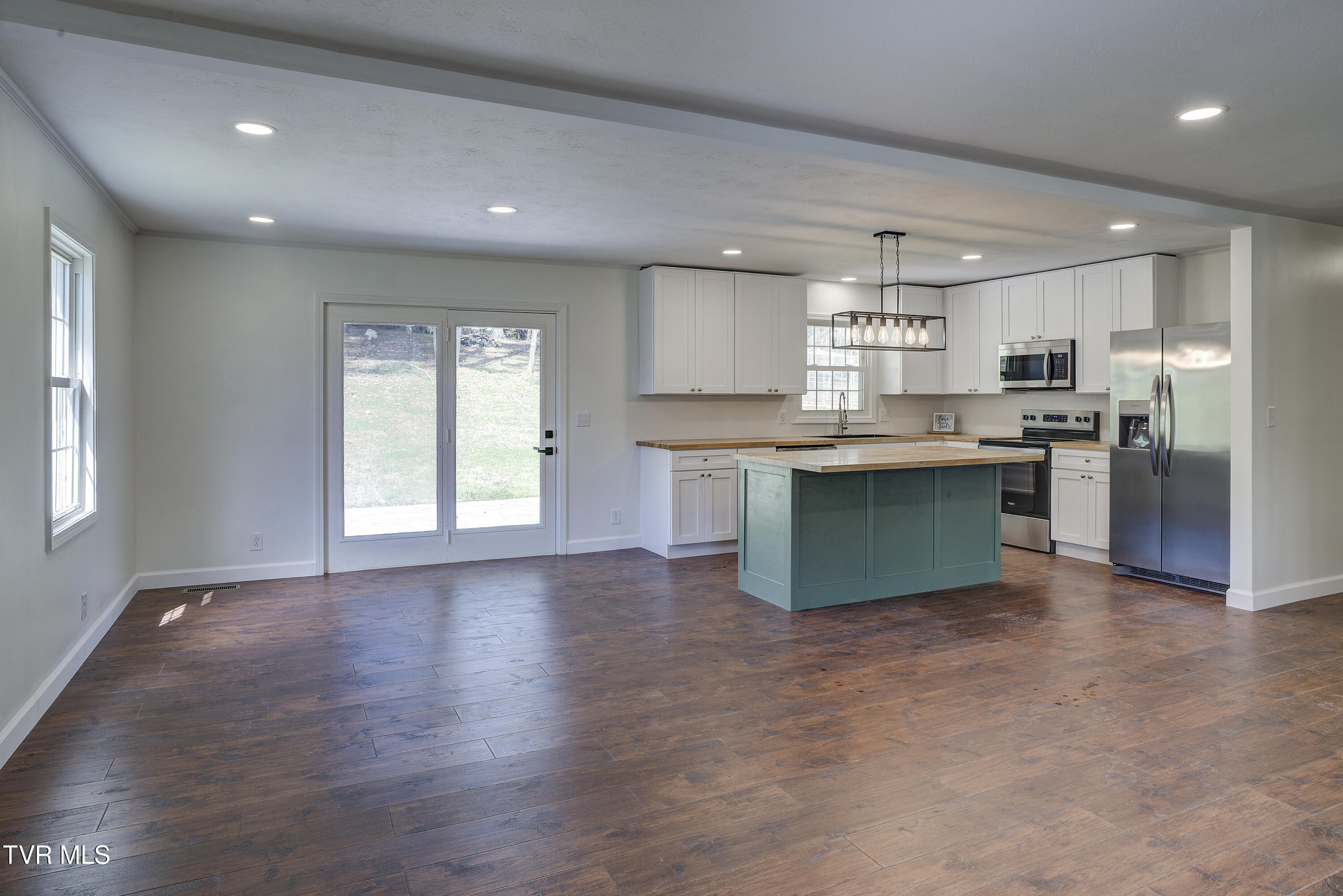 3017 Winesap Road Kingsport, TN 37663 - Photo 4 of 45 4