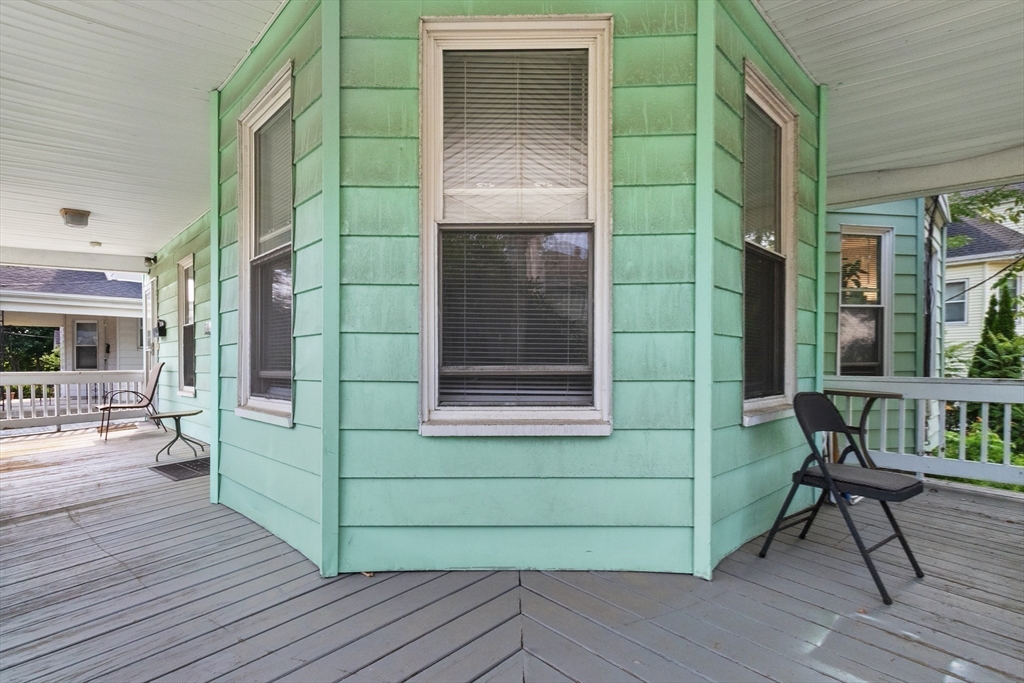 126 Butler Road Quincy, MA 02169 - Photo 5 of 32