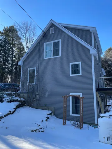 $650,000 | 2170 Wildlife Road, Hartford, VT 05001